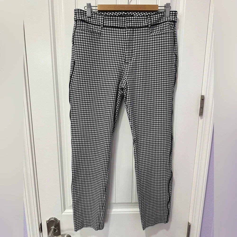 Banana Republic | Sloan Pants in black and white | Size: 10L